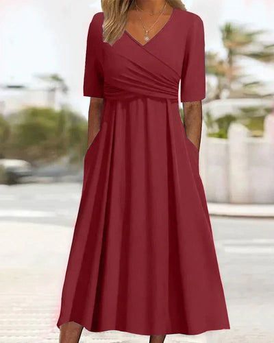Alloura Kjole – Korte Ærmer, V-Hals, Elegant Design-2