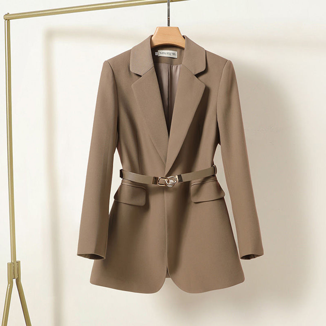 Maja | Elegant lang blazer med bælte